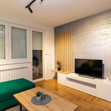 M&a Apartment-easy Airport Apartamento